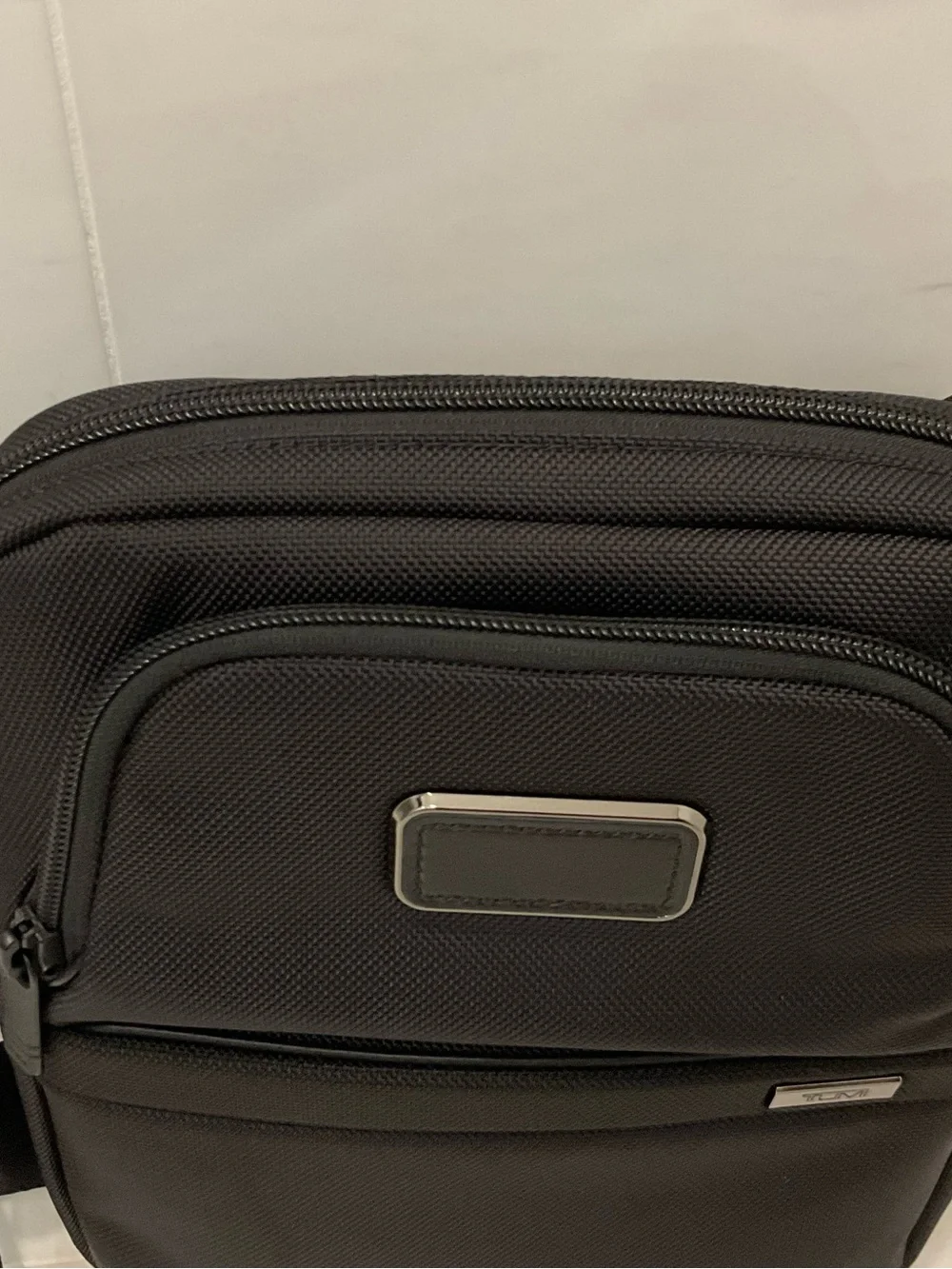 NEW Tumi ALPHA 10.0” MEDIUM FXT Ballistic Nylon Crossbody Bag - BLACK